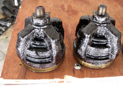 Repairing Oil-sealed Rotary Vacuum Pumps